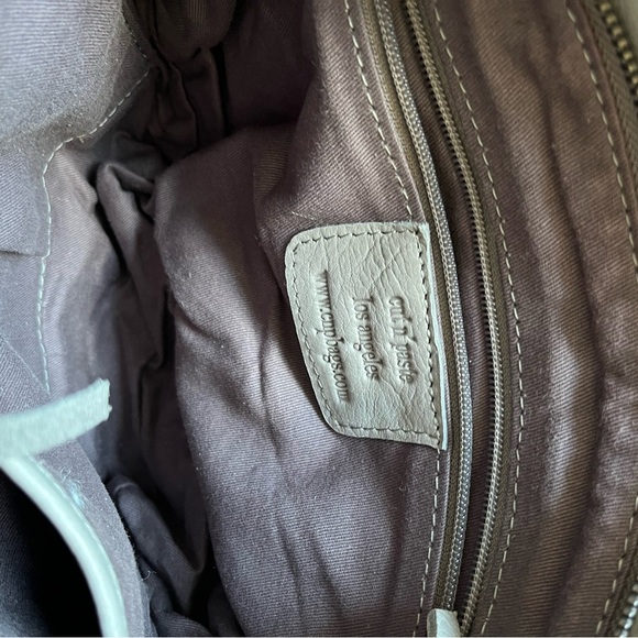 Cut n’ Paste Leather Gray Crossbody Bag with Fringe - Picture 14 of 15